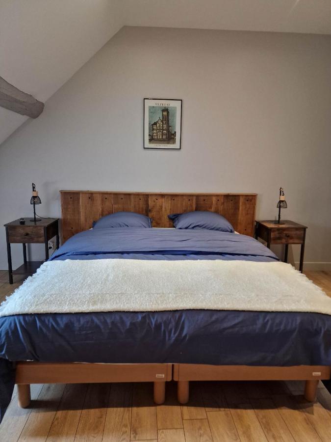 Appartement Au Coeur De Vezelay - Galerie 10 Dış mekan fotoğraf